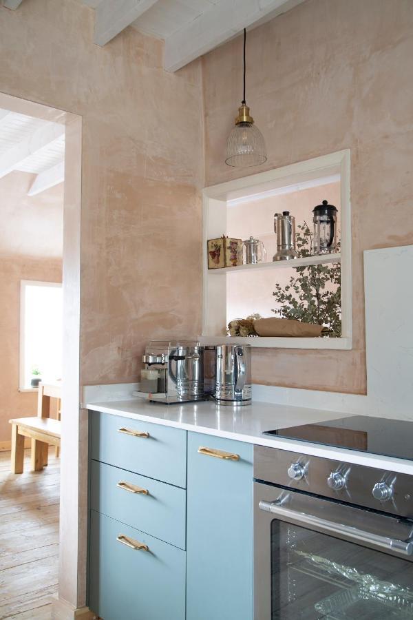 The Galley Apartment *